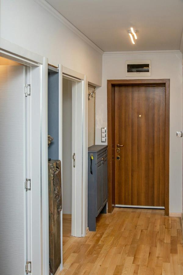 Art Luxury Apartment Burgas City Exterior foto